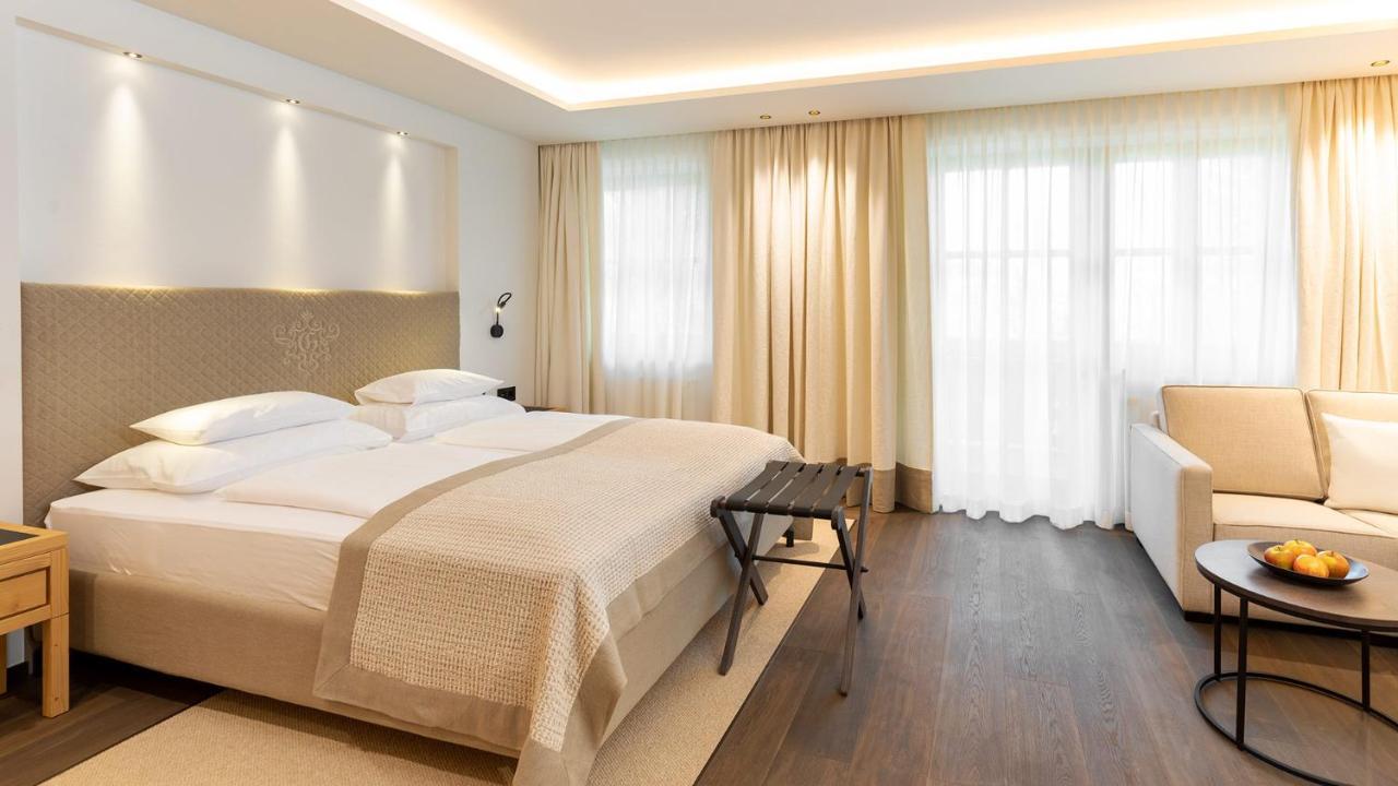 Hotel Gruenauerhof Wals-Siezenheim ภายนอก รูปภาพ
