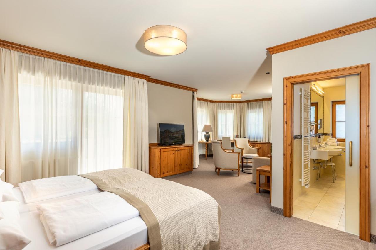 Hotel Gruenauerhof Wals-Siezenheim ภายนอก รูปภาพ