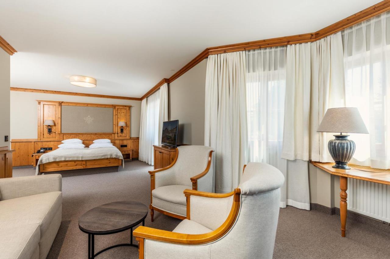 Hotel Gruenauerhof Wals-Siezenheim ภายนอก รูปภาพ
