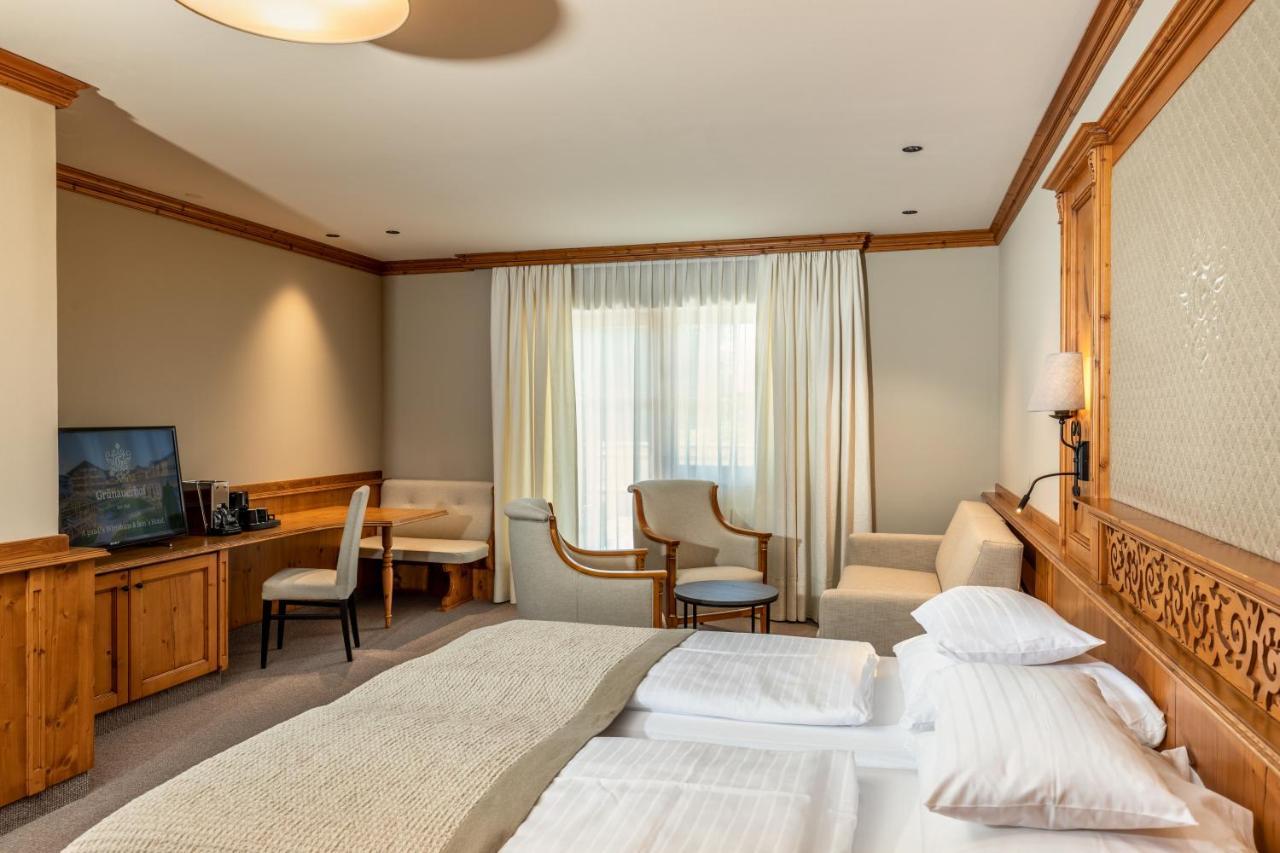 Hotel Gruenauerhof Wals-Siezenheim ภายนอก รูปภาพ