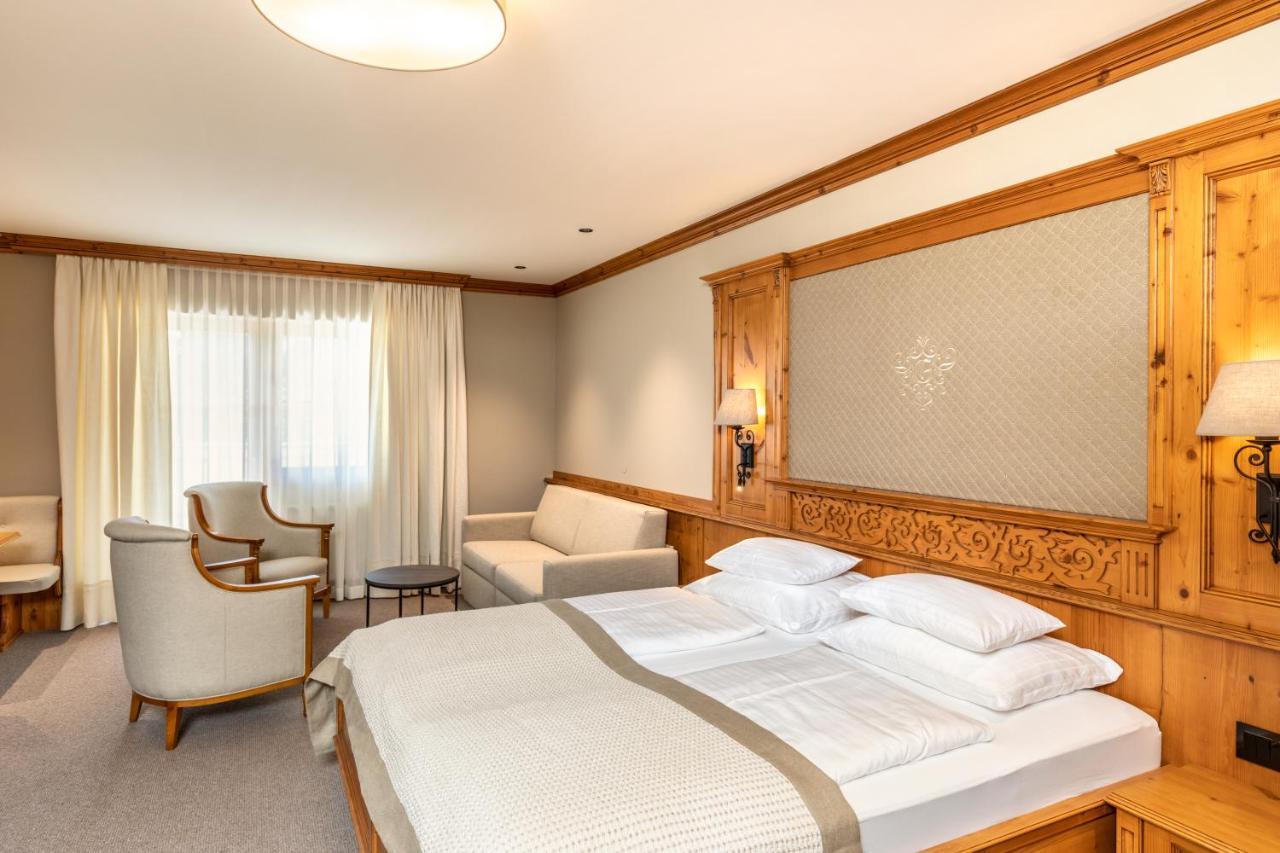 Hotel Gruenauerhof Wals-Siezenheim ภายนอก รูปภาพ