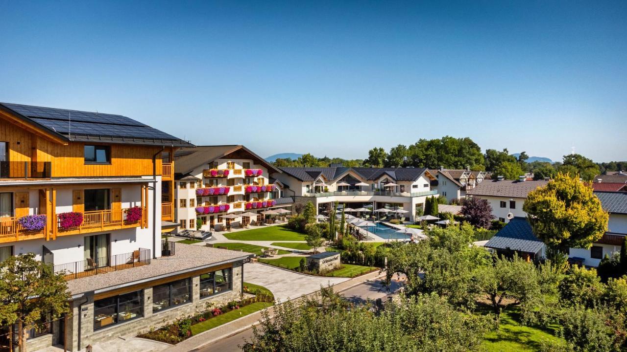 Hotel Gruenauerhof Wals-Siezenheim ภายนอก รูปภาพ