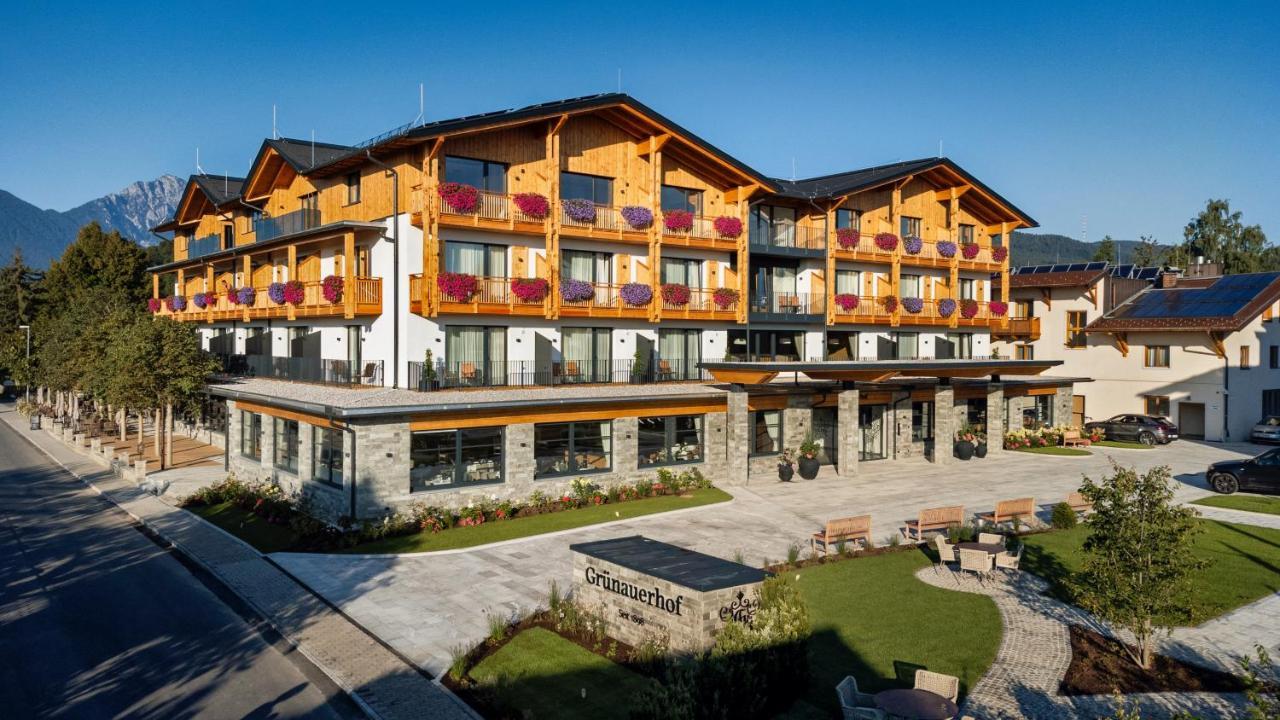 Hotel Gruenauerhof Wals-Siezenheim ภายนอก รูปภาพ
