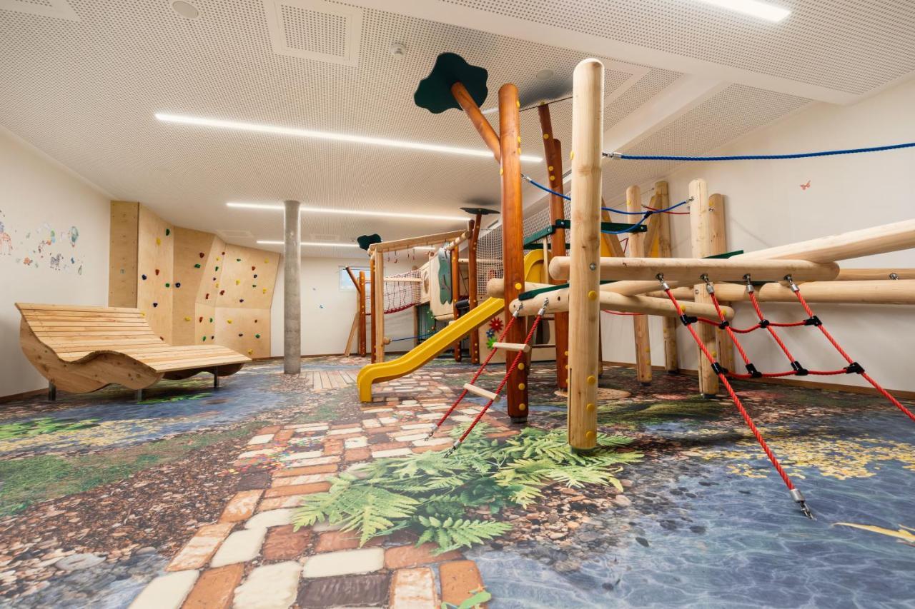 Hotel Gruenauerhof Wals-Siezenheim ภายนอก รูปภาพ