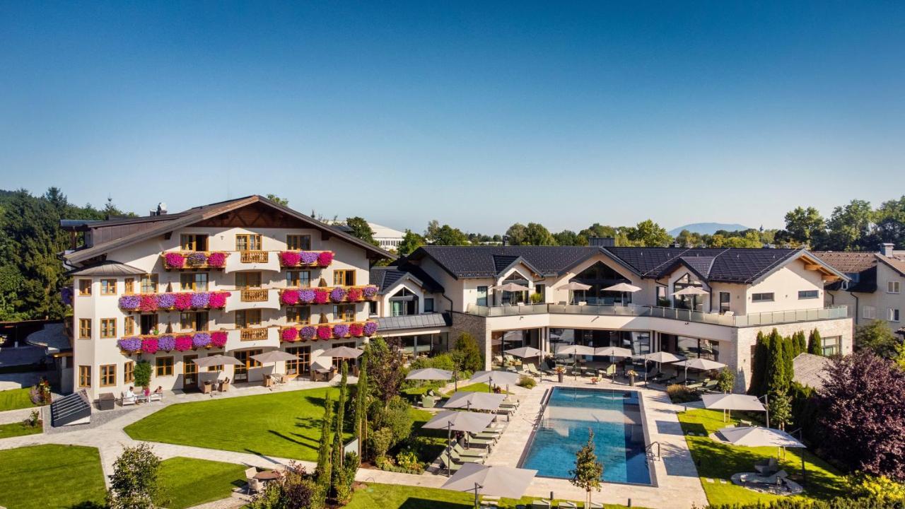 Hotel Gruenauerhof Wals-Siezenheim ภายนอก รูปภาพ