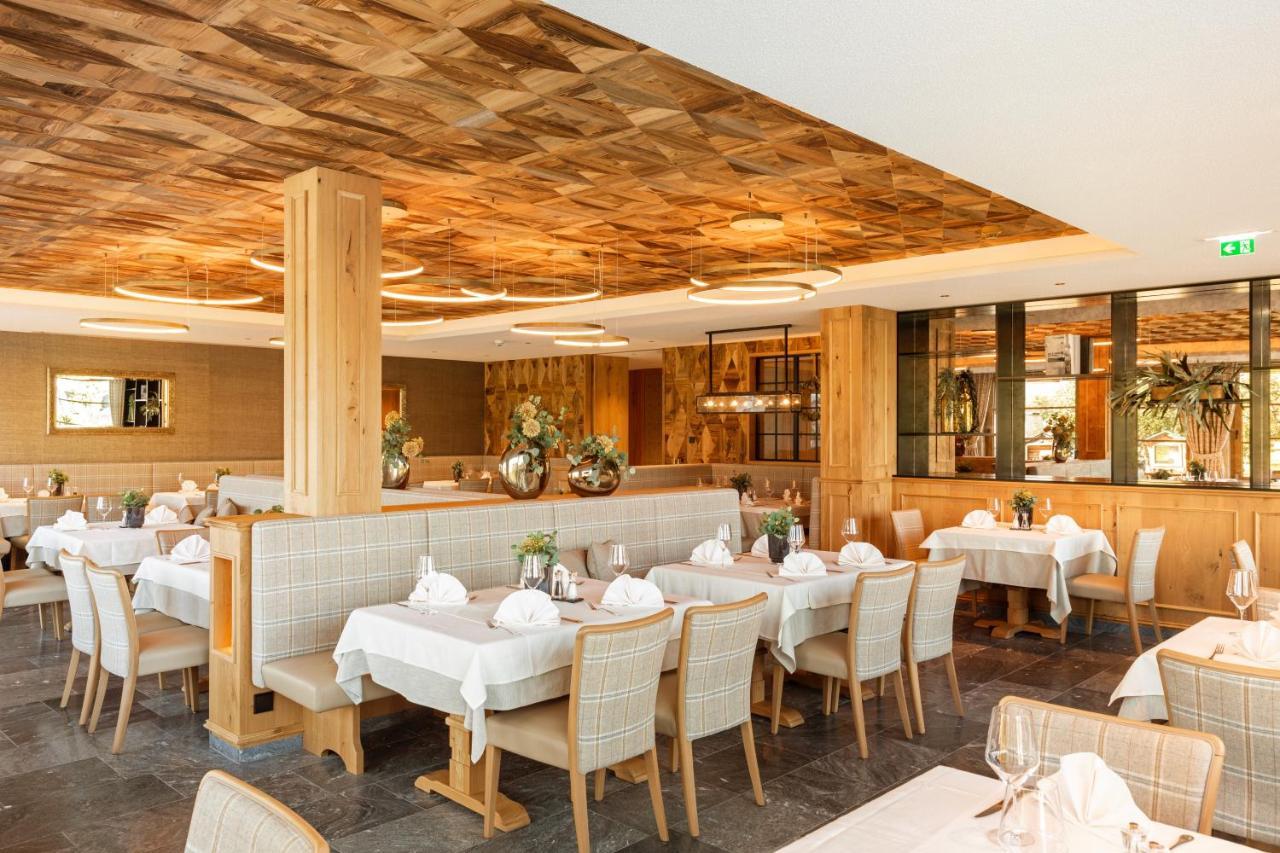 Hotel Gruenauerhof Wals-Siezenheim ภายนอก รูปภาพ