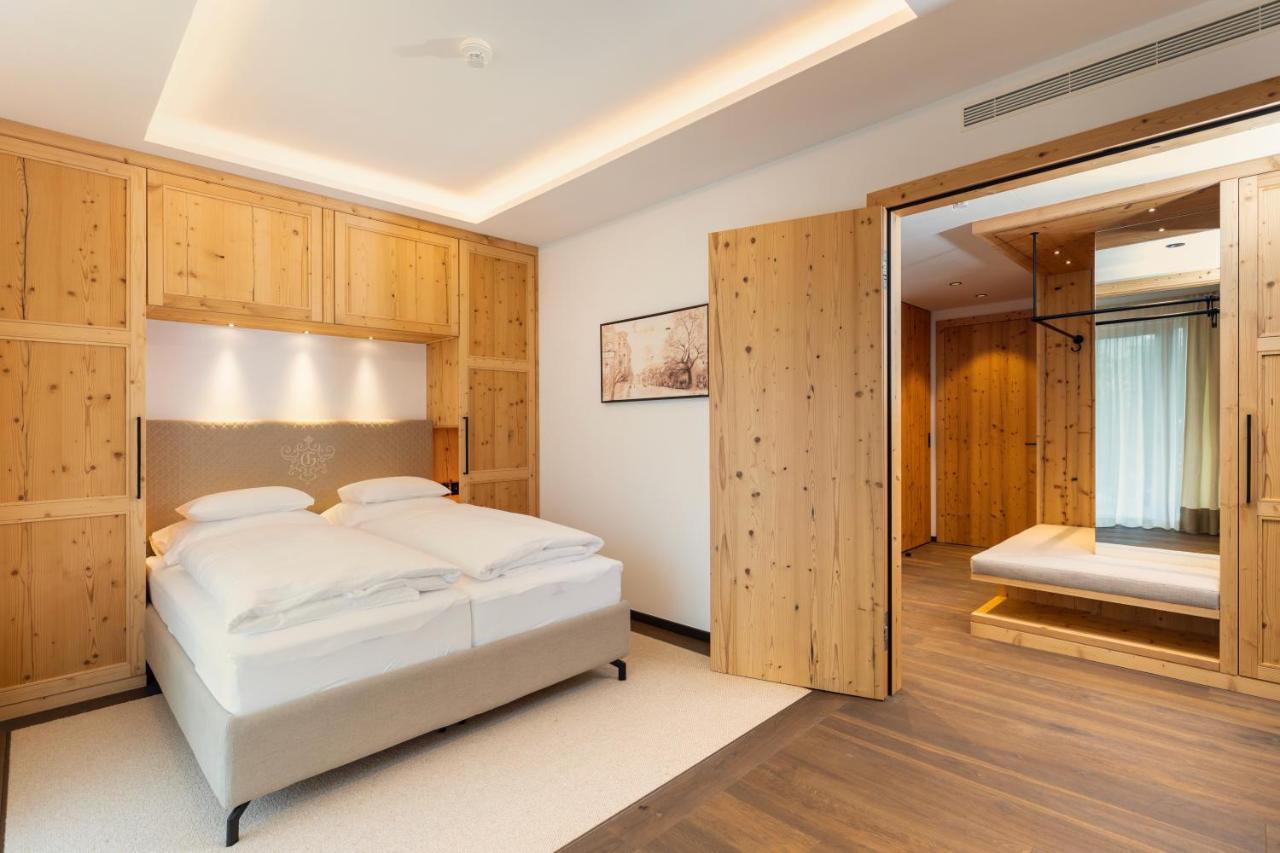 Hotel Gruenauerhof Wals-Siezenheim ภายนอก รูปภาพ